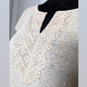 Old Navy maternity t-shirt